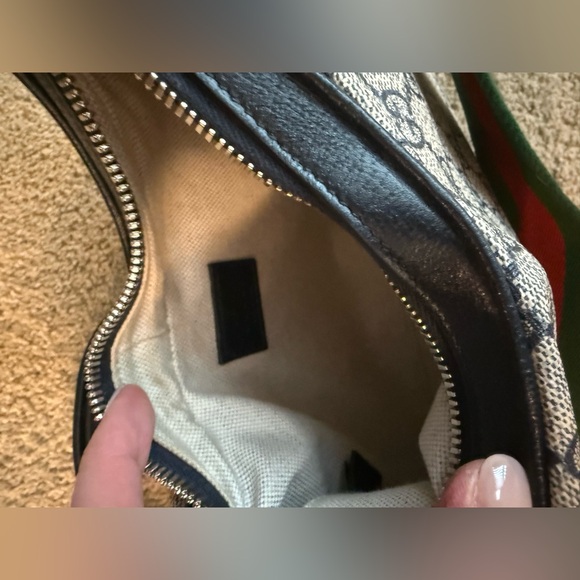 GUCCI ATTACHE SMALL SHOULDER BAG. beige and blue Supreme - Picture 6 of 10